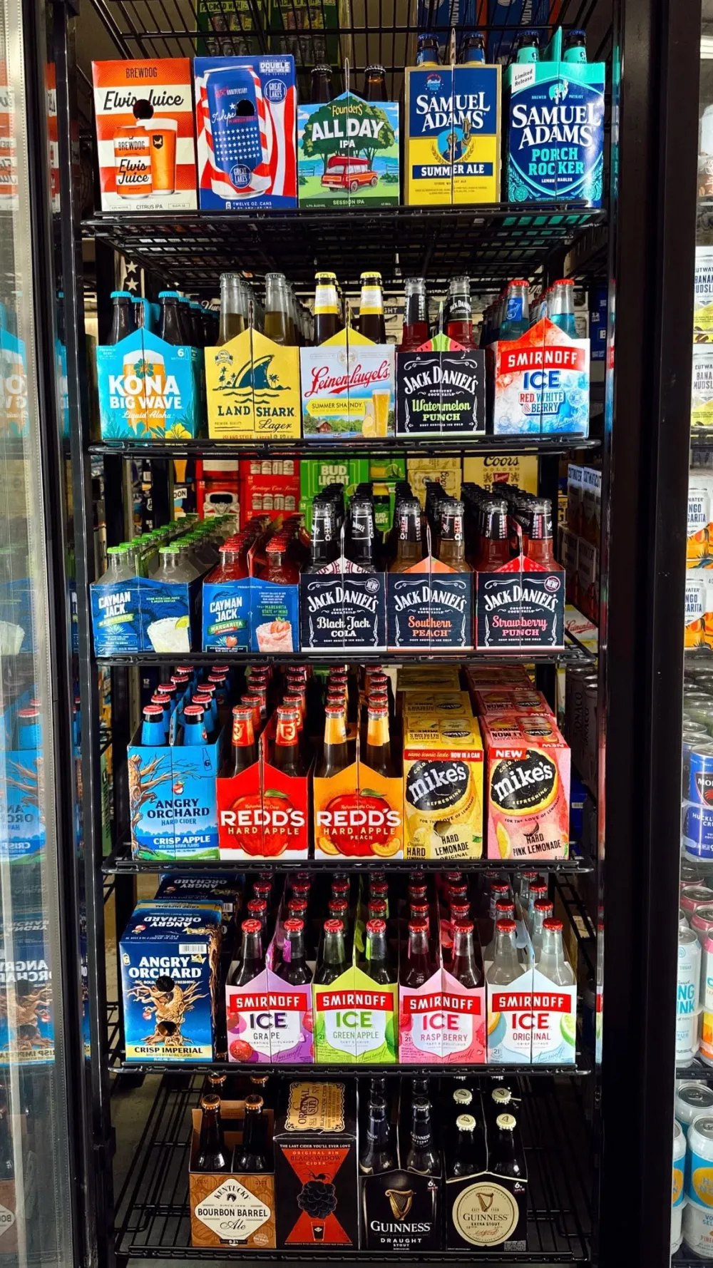 Cooler of single tall cans